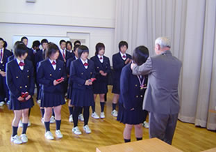 メタルを懸けてもらう