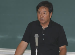 募金活動を盛り上げていくことを述べ