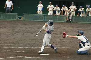 細川選手が逆転テキサスタイムリー
