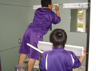 蛍光管もはずす