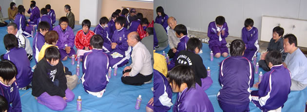 輪になって反省会