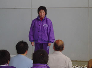 最後にお礼を述べる駒場主将